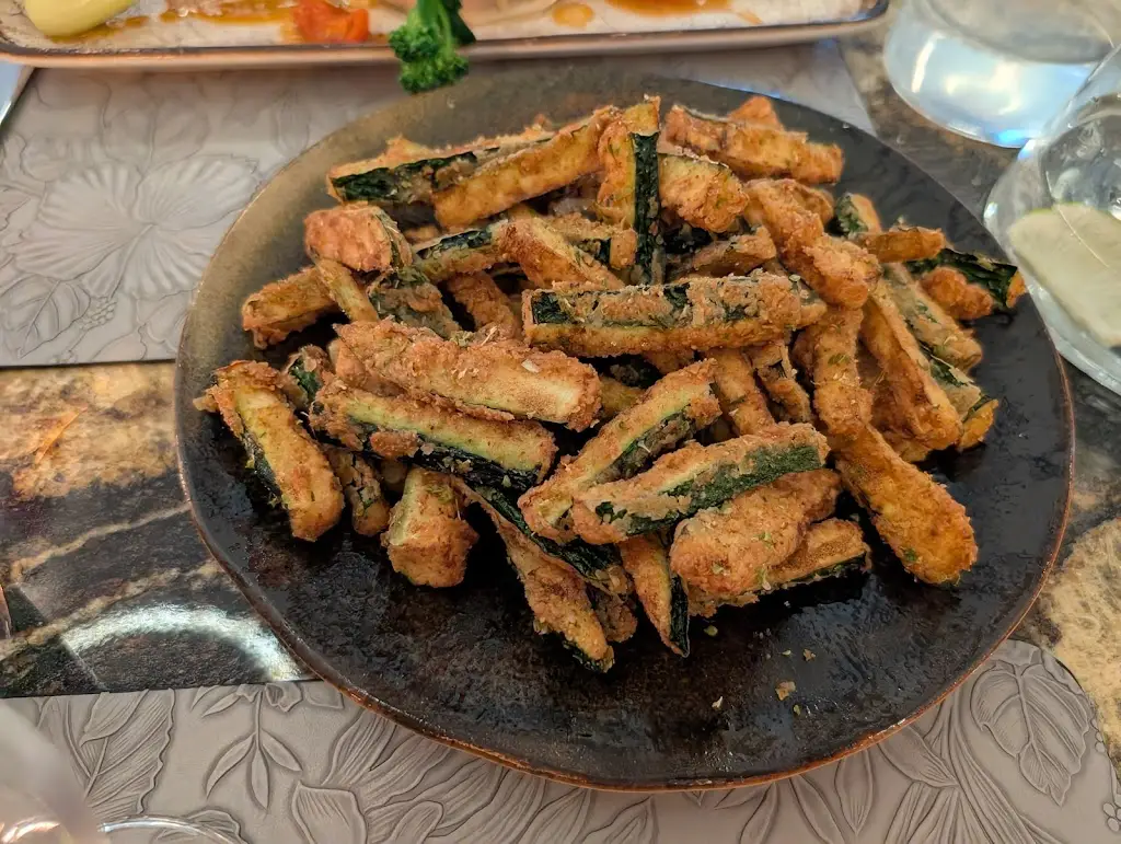 Fabien Cardineau_L'ARTE Cockfosters_Barnet_review