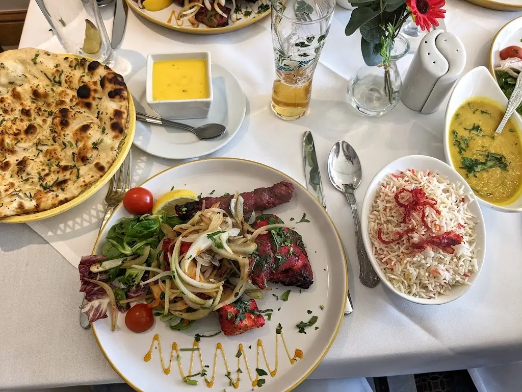 Richard Grant_Mughal Tandoori Restaurant_Ludgershall_review