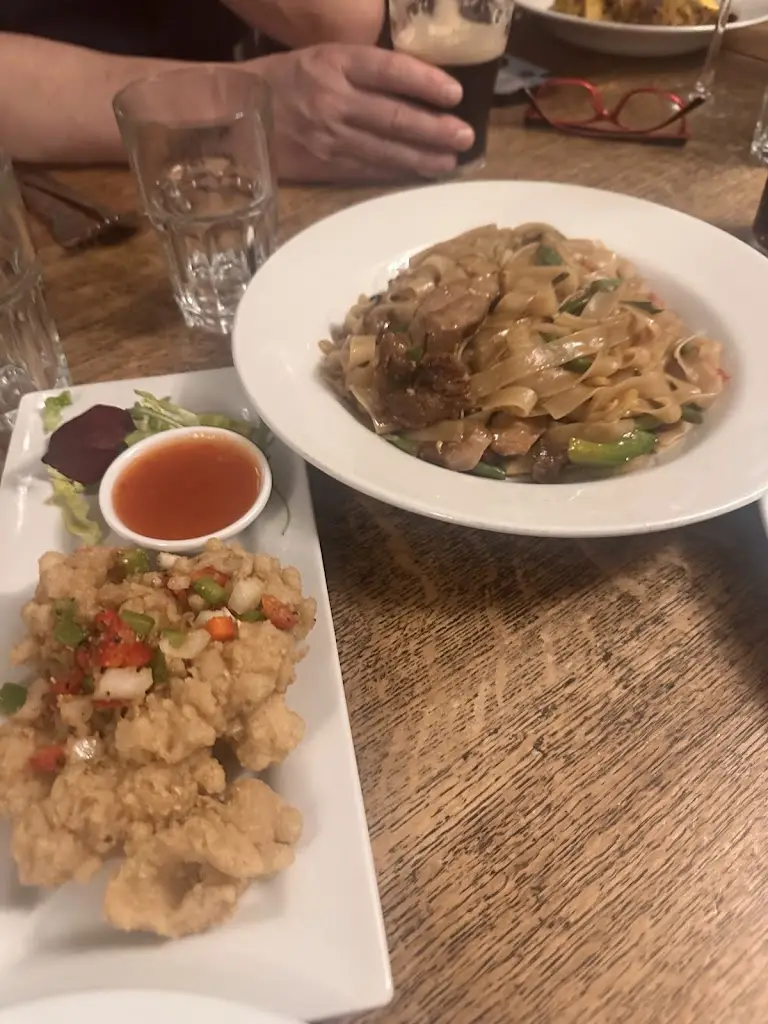 Abi Evans_The Fox Inn_Ludgershall_review