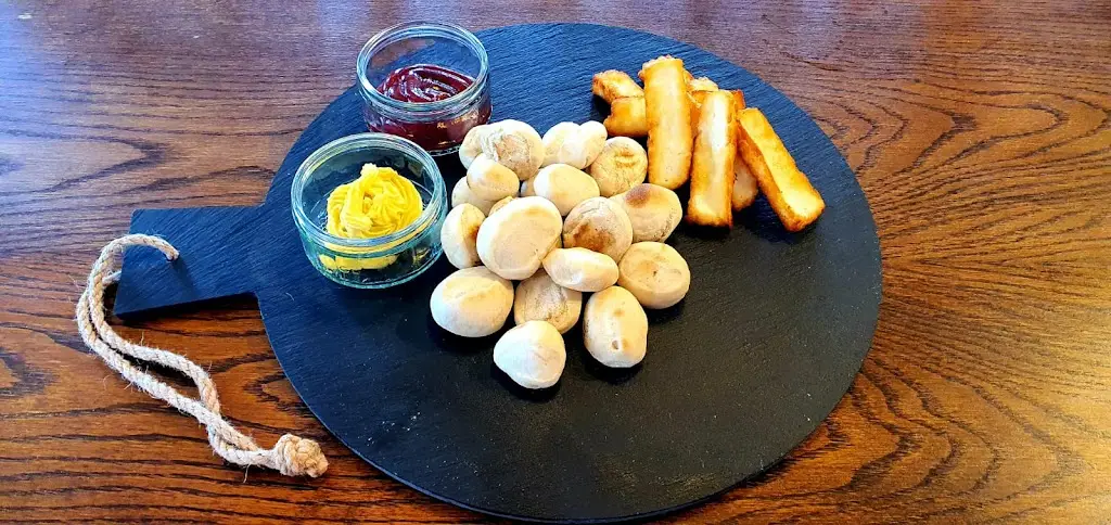 XIX Club_Lydd_slider_image_3