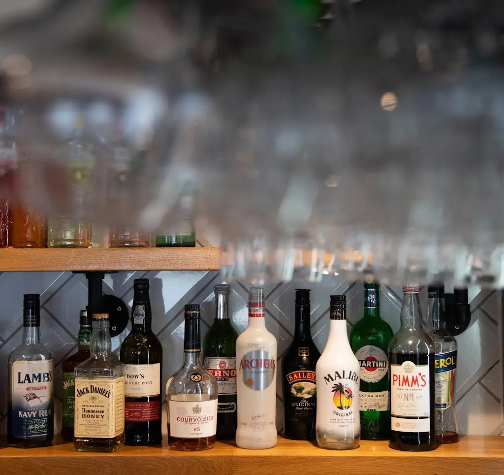 Menu_Dolphin Inn_Lydd_image_3