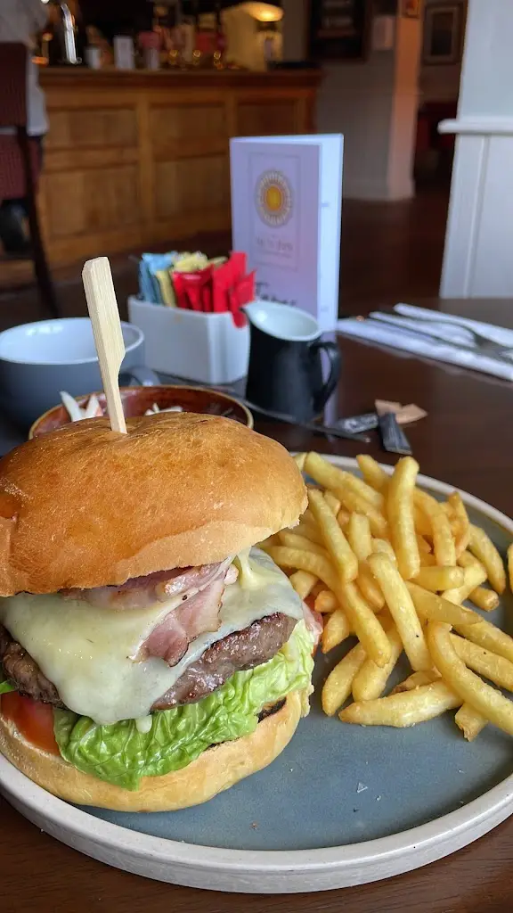 Menu_The Sun Inn_Lydiard Millicent_image_6