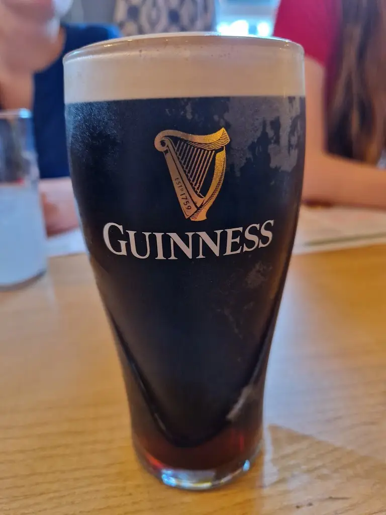 Dean Barnett_Woodlands Edge_Lydiard Millicent_review