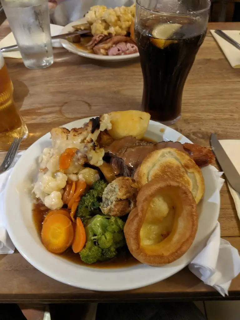 Menu_The Sally Pussey's Inn_Lydiard Millicent_immagine_6