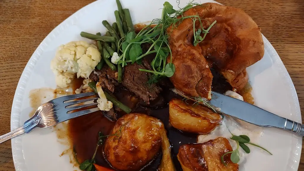 Menu_The Royal Lion_Lyme Regis_image_7