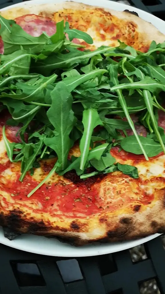 Babydoll's Wood Fired Pizza_Lympne_slider_image_2