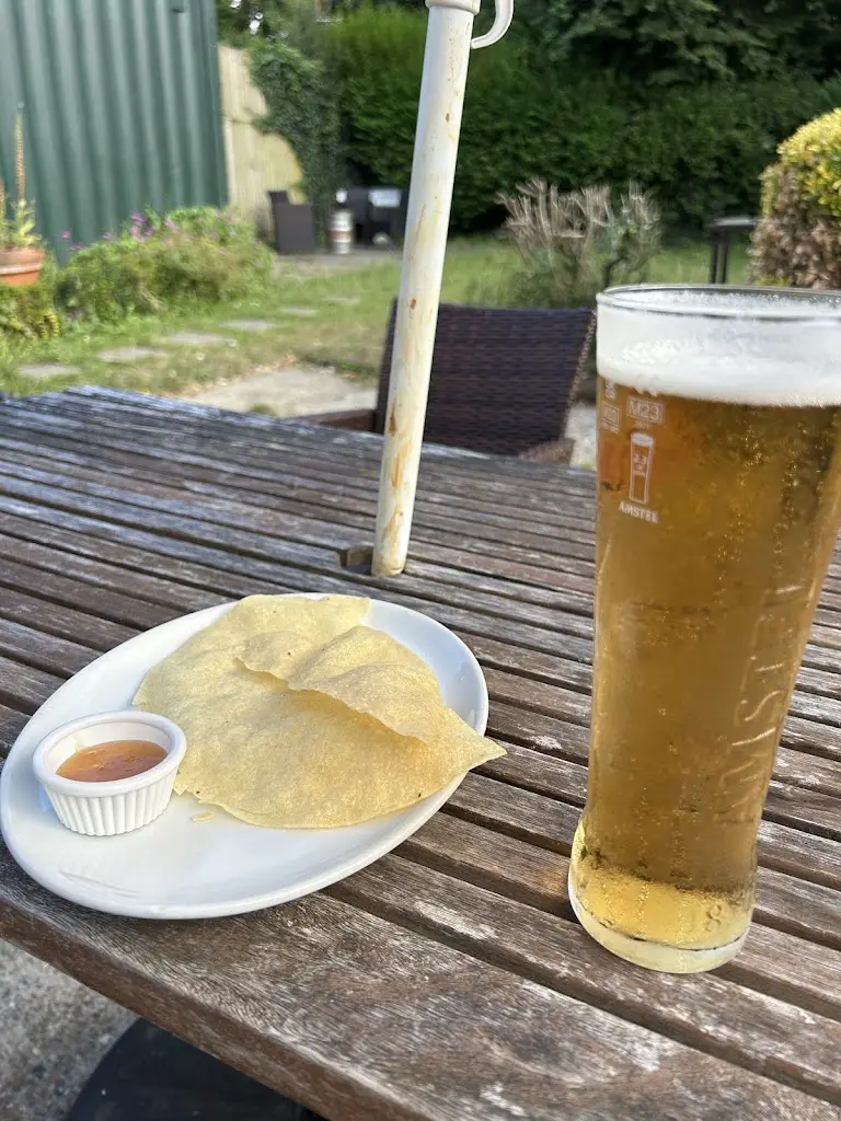 Lucy Orchard_The County Members_Lympne_review