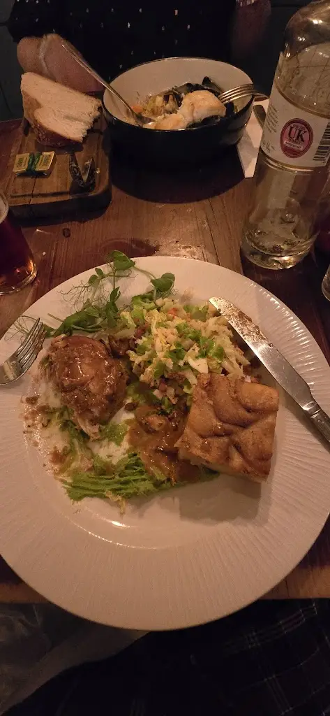 Menu_The Swan Inn_Lympstone_image_5