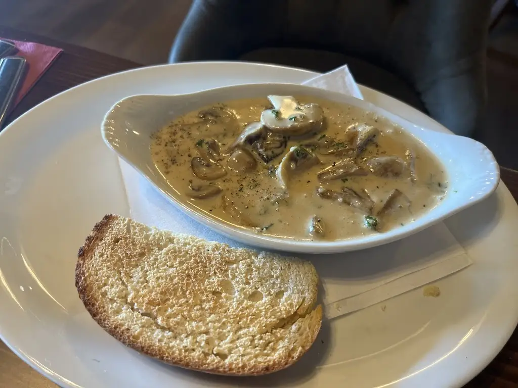 Lee B_Sanremo Italian Restaurant Lydney_Lydney_review