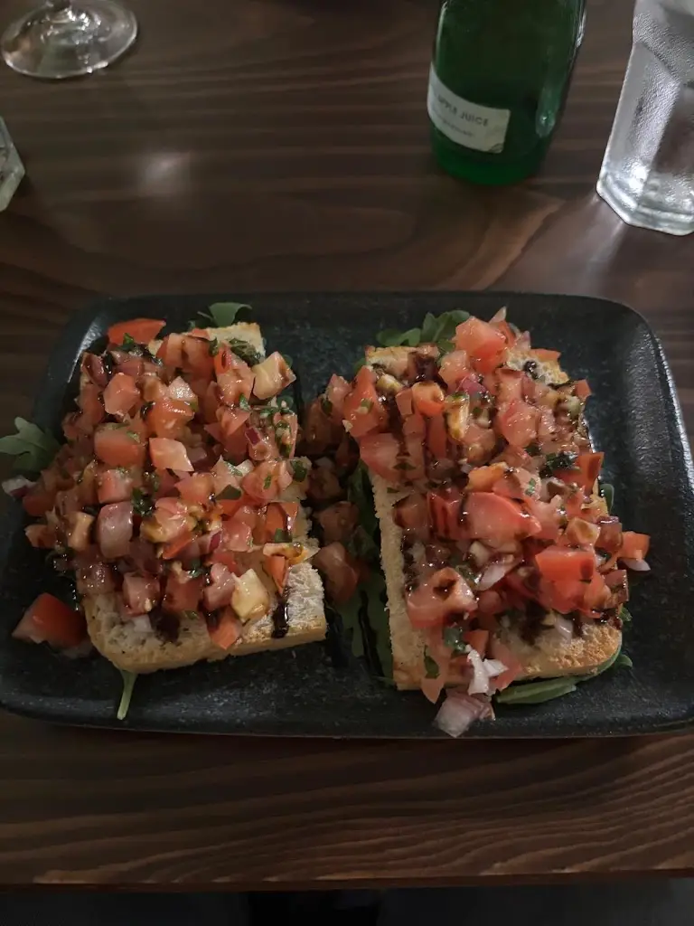 Flora_Sanremo Italian Restaurant Lydney_Lydney_review