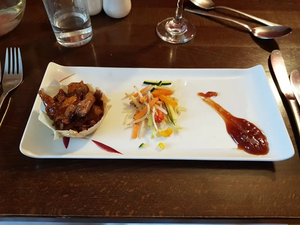 Marta C_The Ugly Duckling_Lydney_review