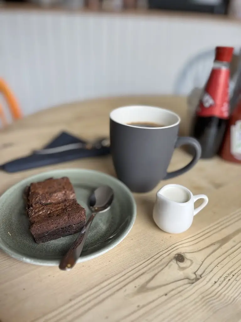 The Grill Girls Cafe & Burger Bar_Lydney_slider_image_3