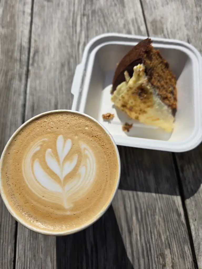 Hips Harbourside_Lydney_slider_image_3