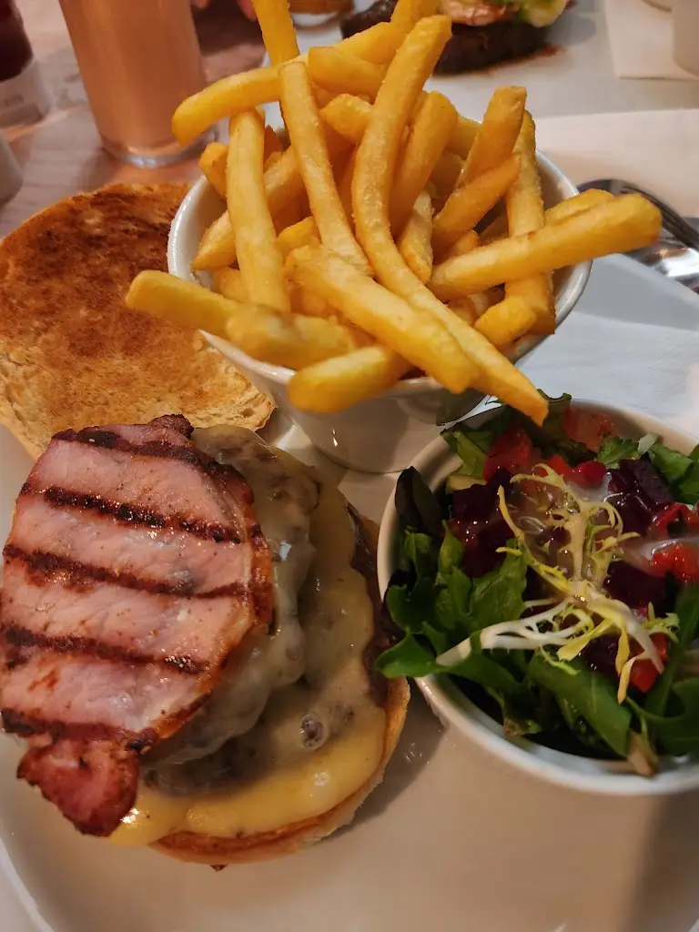 Menu_Chequers Inn_Lytchett Matravers_image_7