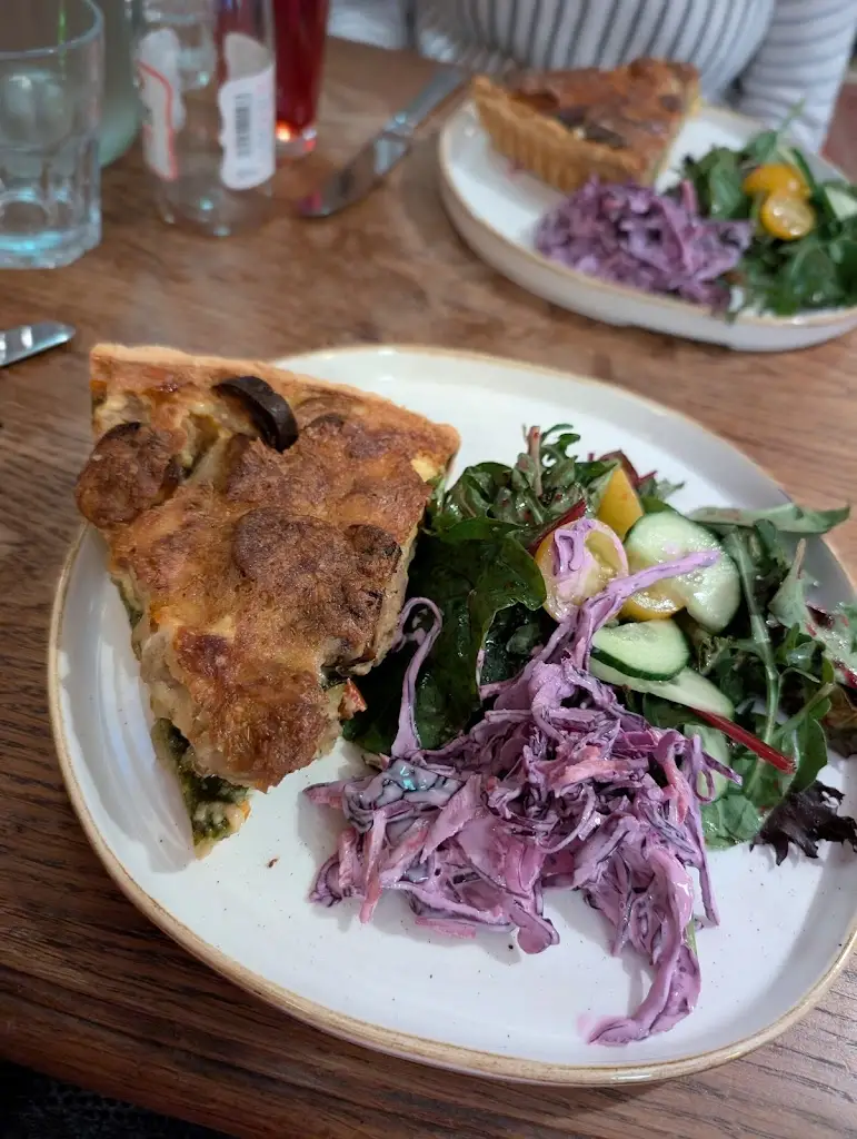 Melissa Green_The Barn Cafe Dorset_Lytchett Matravers_review