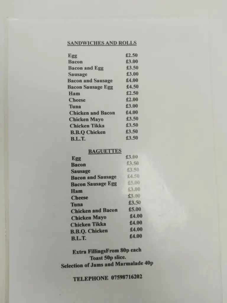 Menu_Piggy's Café_Lyneham_image_2