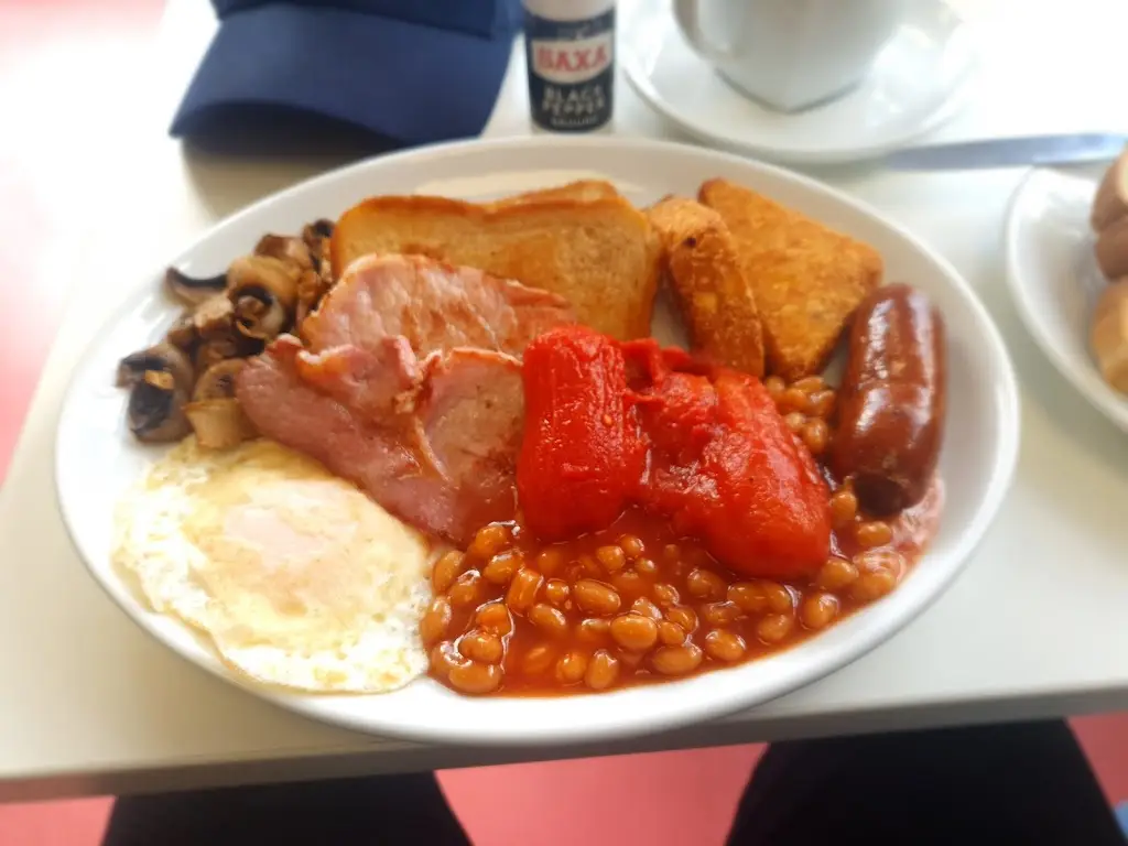 Piggy's Café_Lyneham_slider_image_2