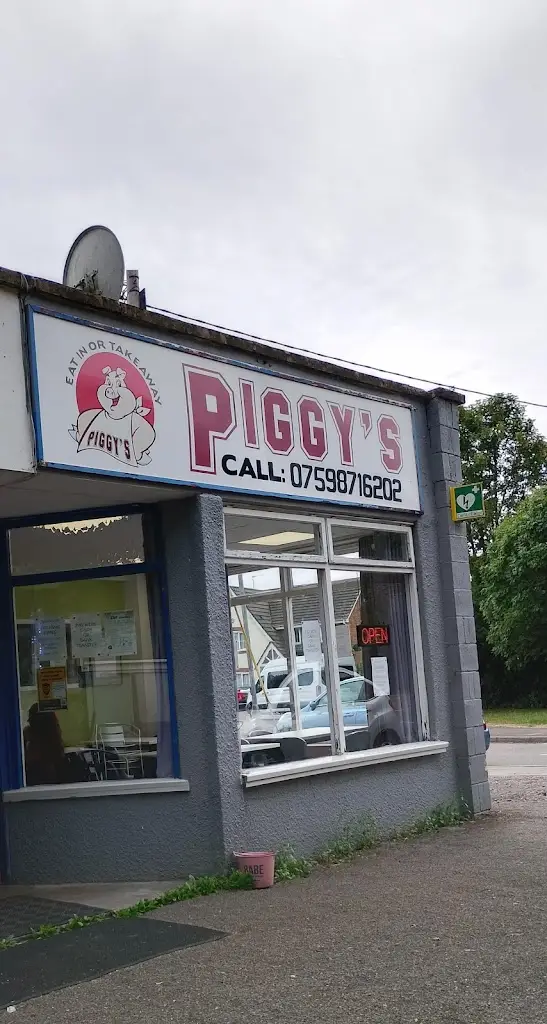 Piggy's Café_Lyneham_slider_image_3