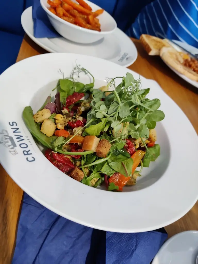 Menu_Crowns Cafe_Lyneham_image_5