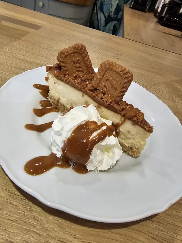 Menu_Oasis Cafe_Lyneham_image_6