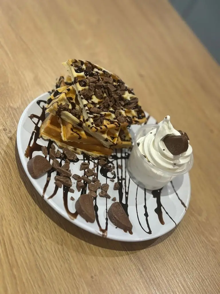 Oasis Cafe_Lyneham_slider_image_2