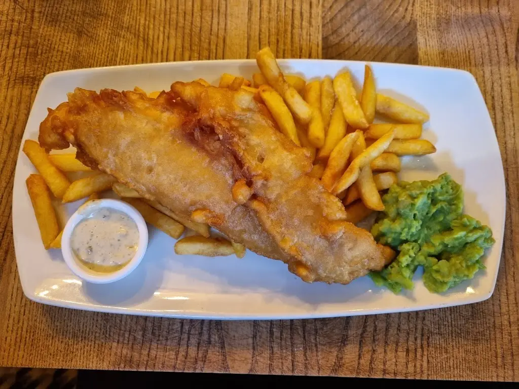 Dave Westover_Seven Red Roses_Lower Earley_review