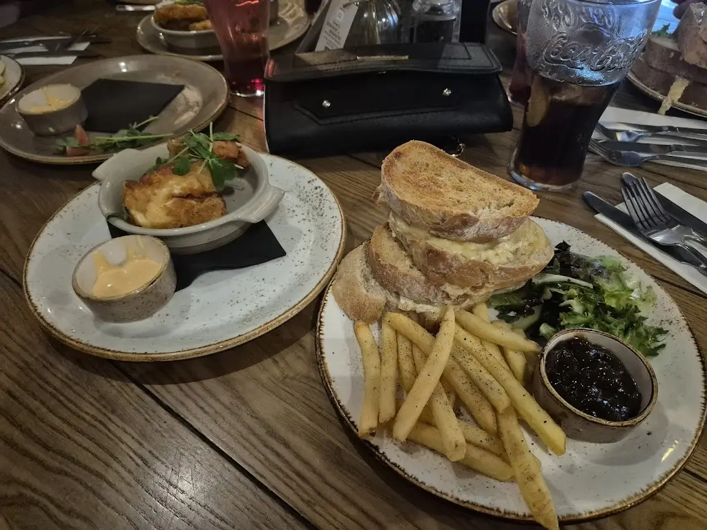 Kara Maslin_The George_Lower Earley_recensione