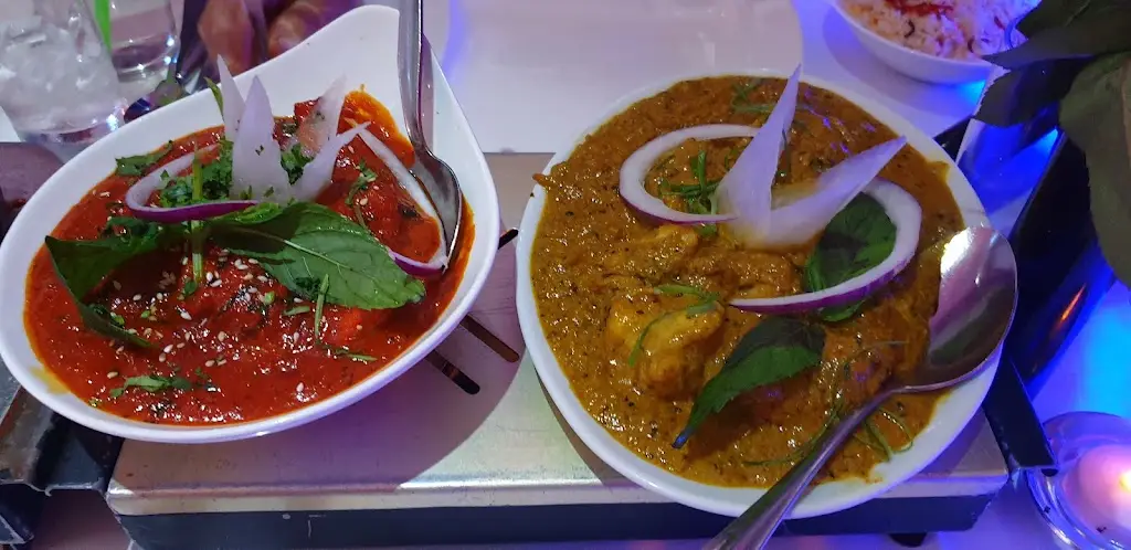 Oscar M_The Waterfall Restaurant_Lower Earley_review