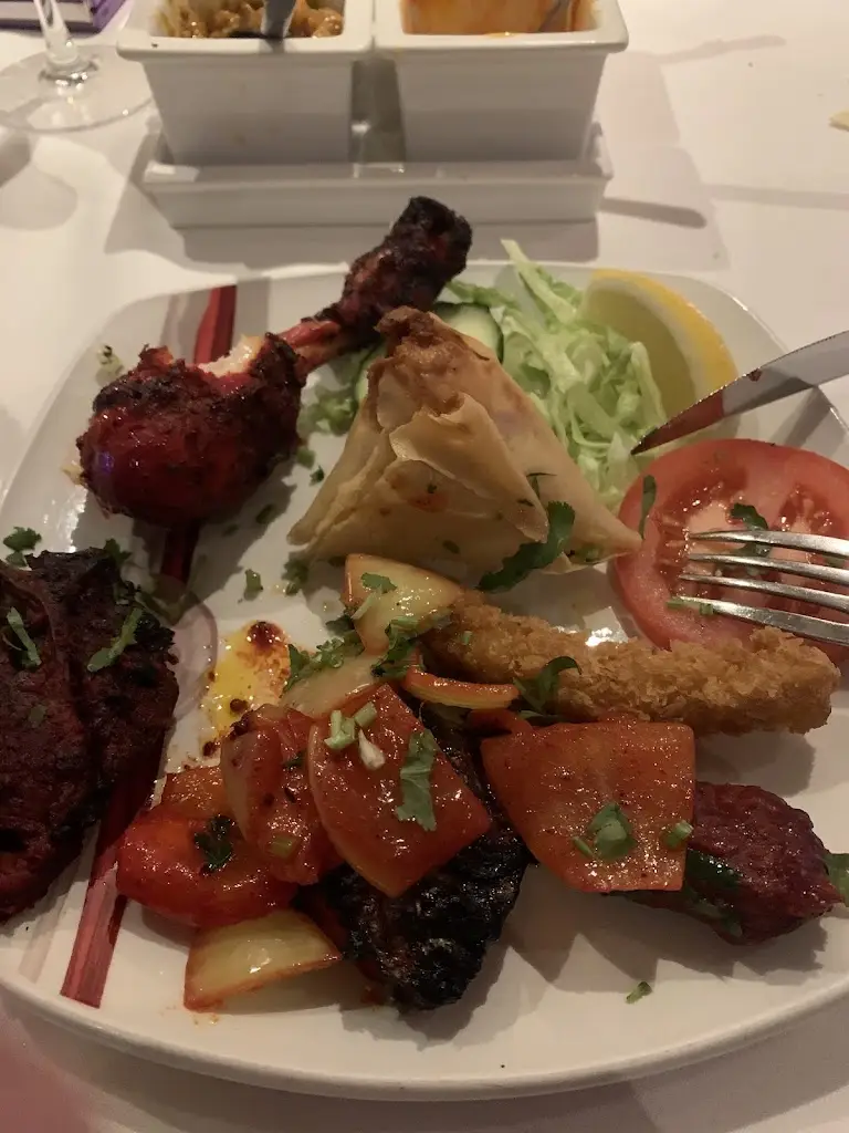 Rajmoni Cuisine_Lower Earley_slider_image_3