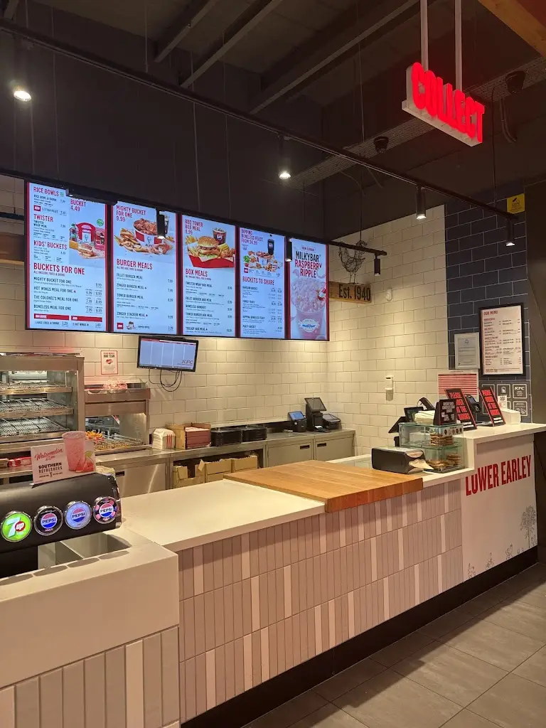 Muhammad ASIF_KFC Lower Earley- District Centre_Lower Earley_review