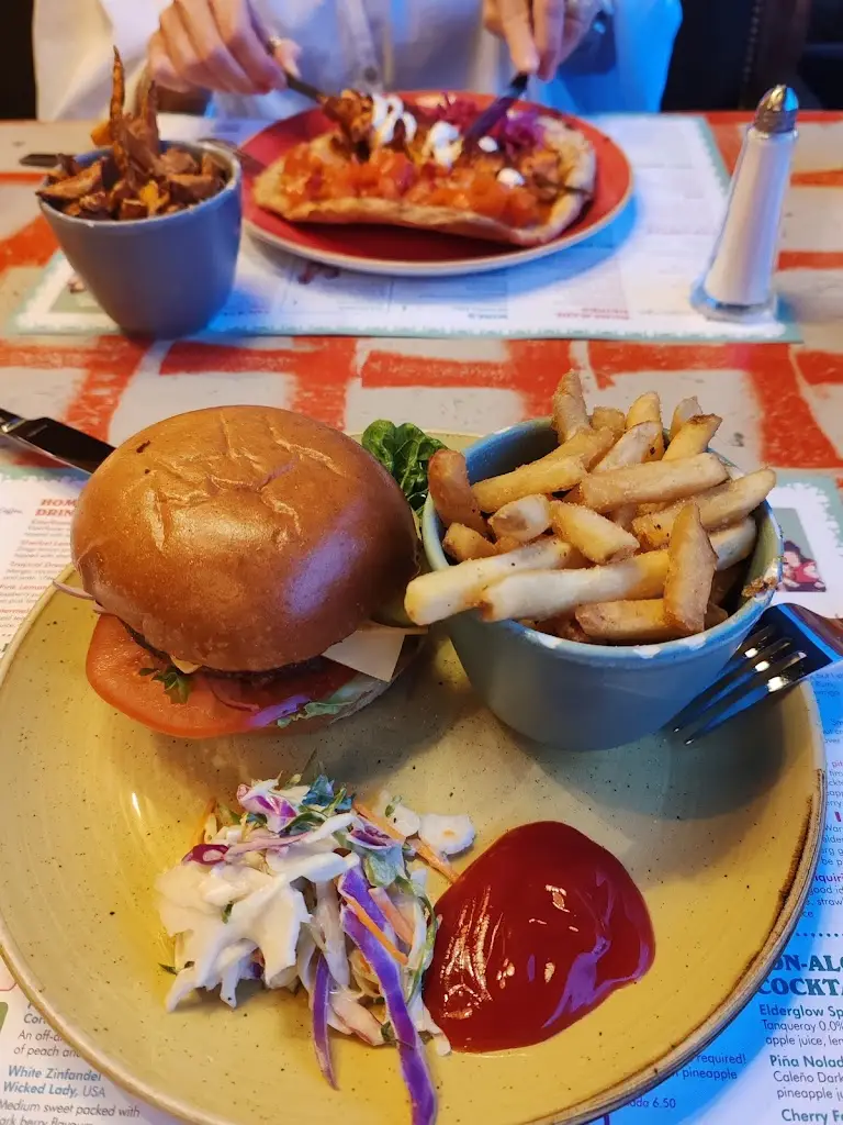 Amin Ahmed_Bosco Lounge_Lower Earley_review