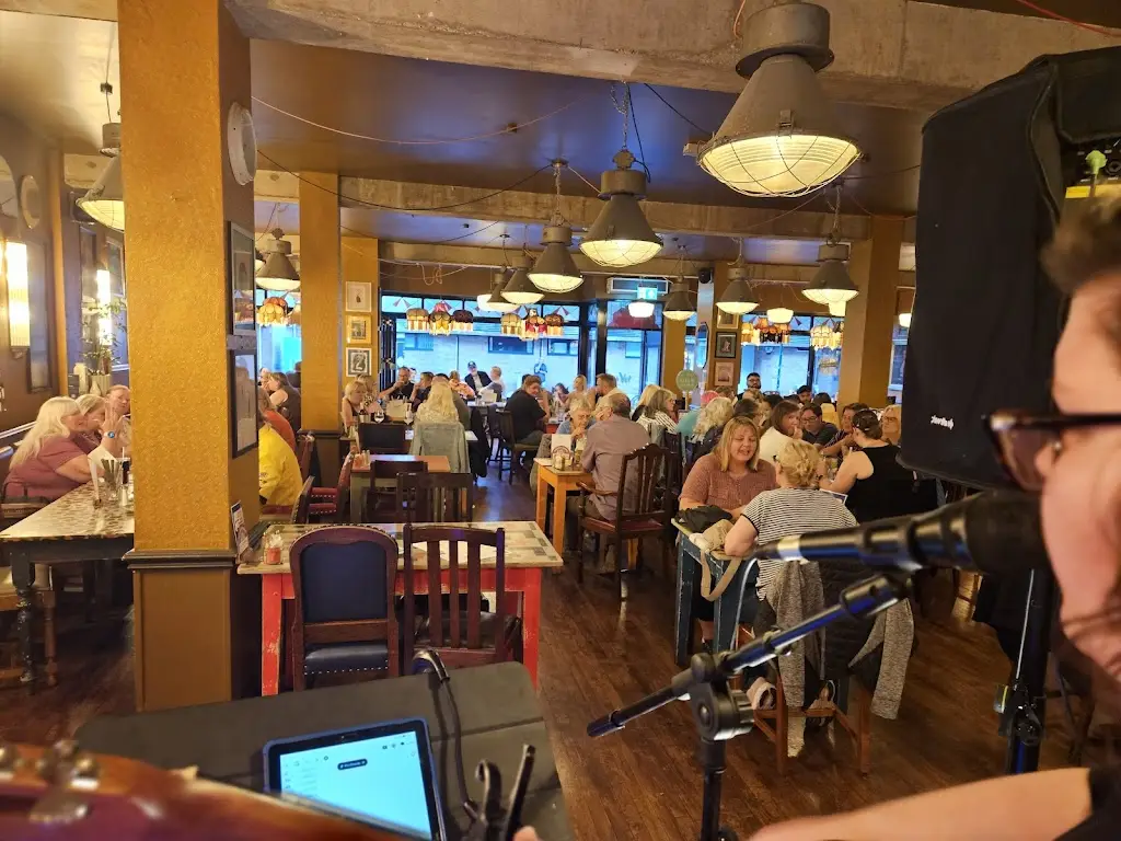 Bosco Lounge_Lower Earley_slider_image_3