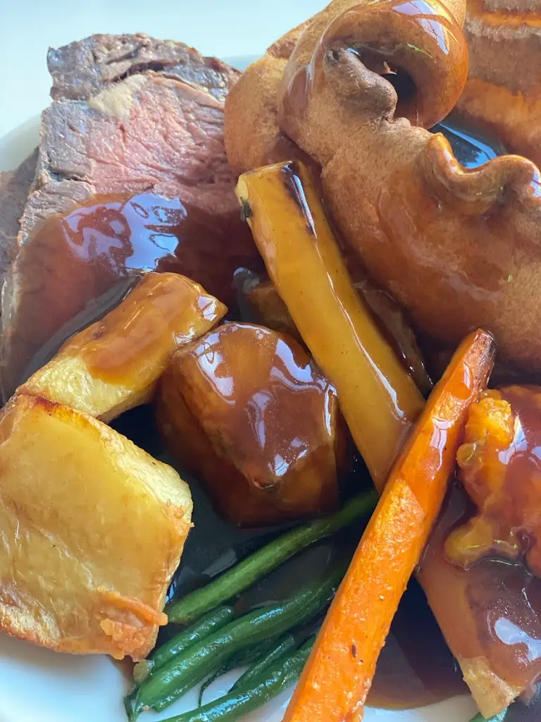 Menu_Eighteen The Cross_Lymm_image_7