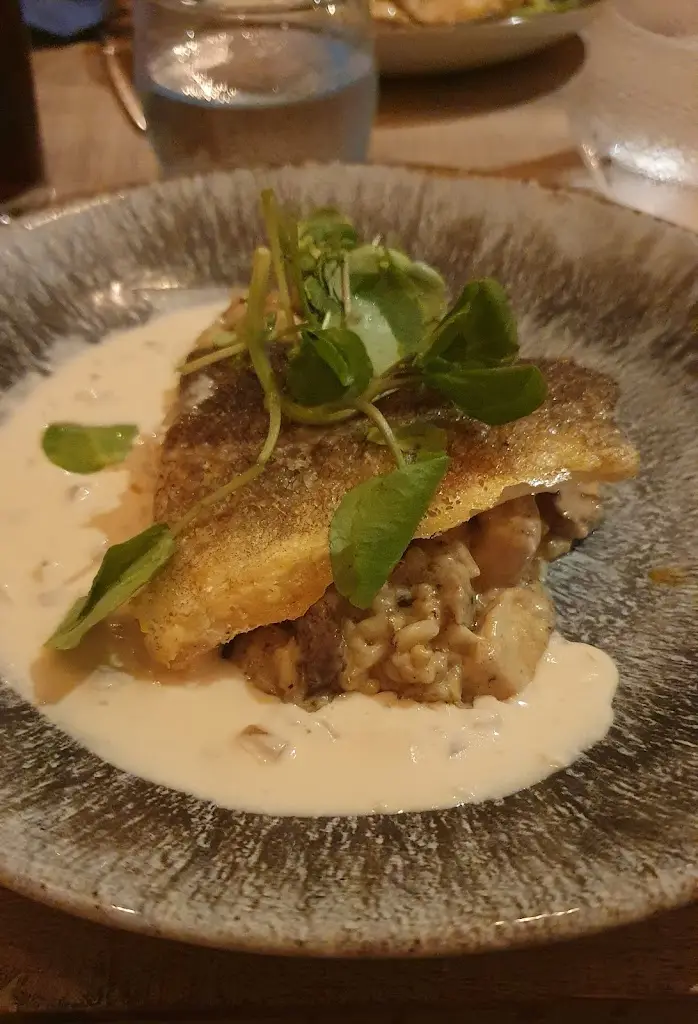 Nadia Cole_The Green Dragon_Lymm_review