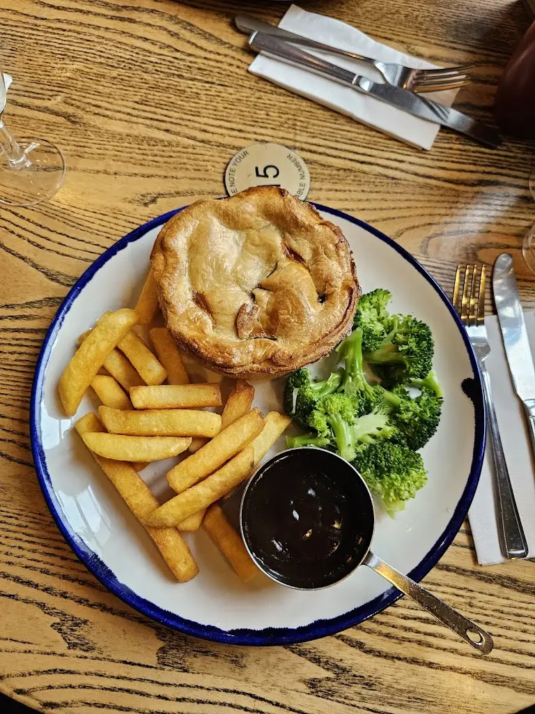 Menu_Golden Fleece_Lymm_image_6