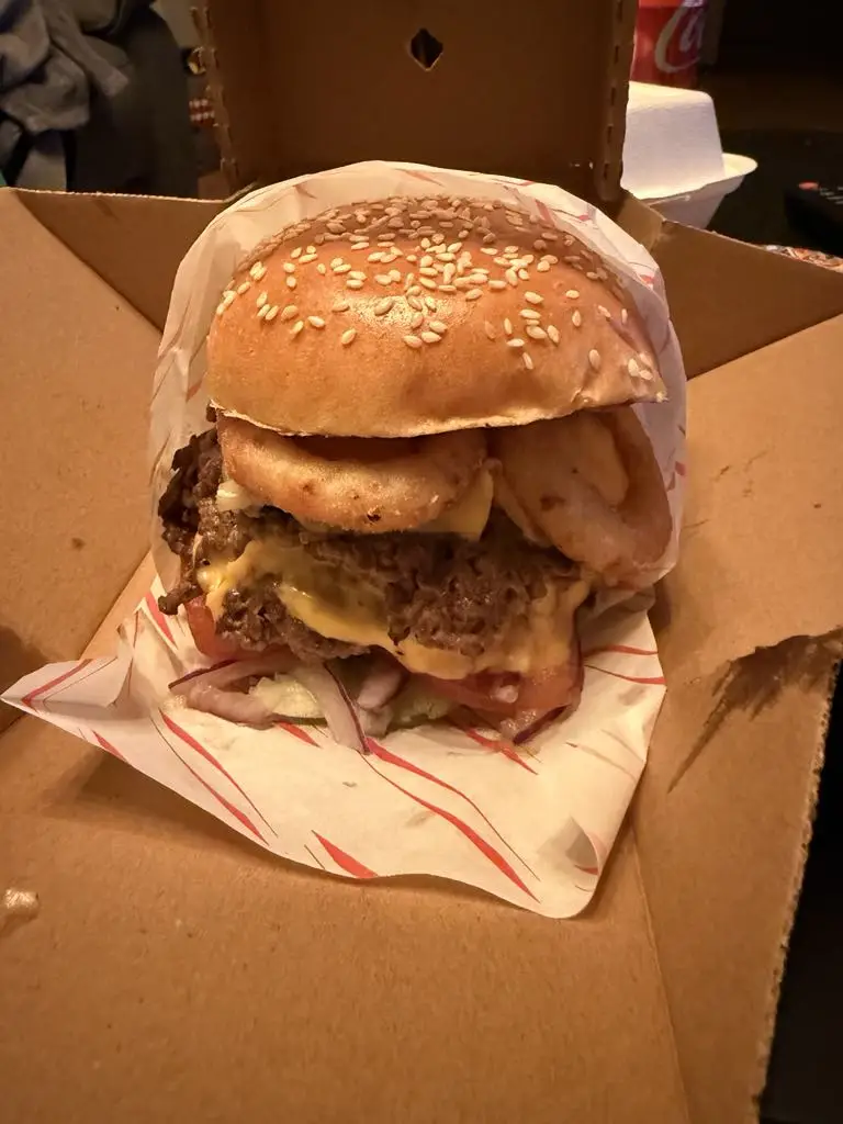 Bart Ofman_Hangry Cow_Madeley_review