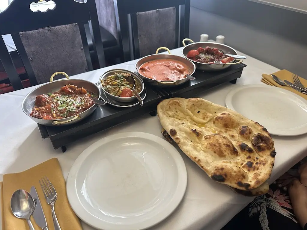 Mina Mela_Maharaja Indian Restaurant_Madeley_review
