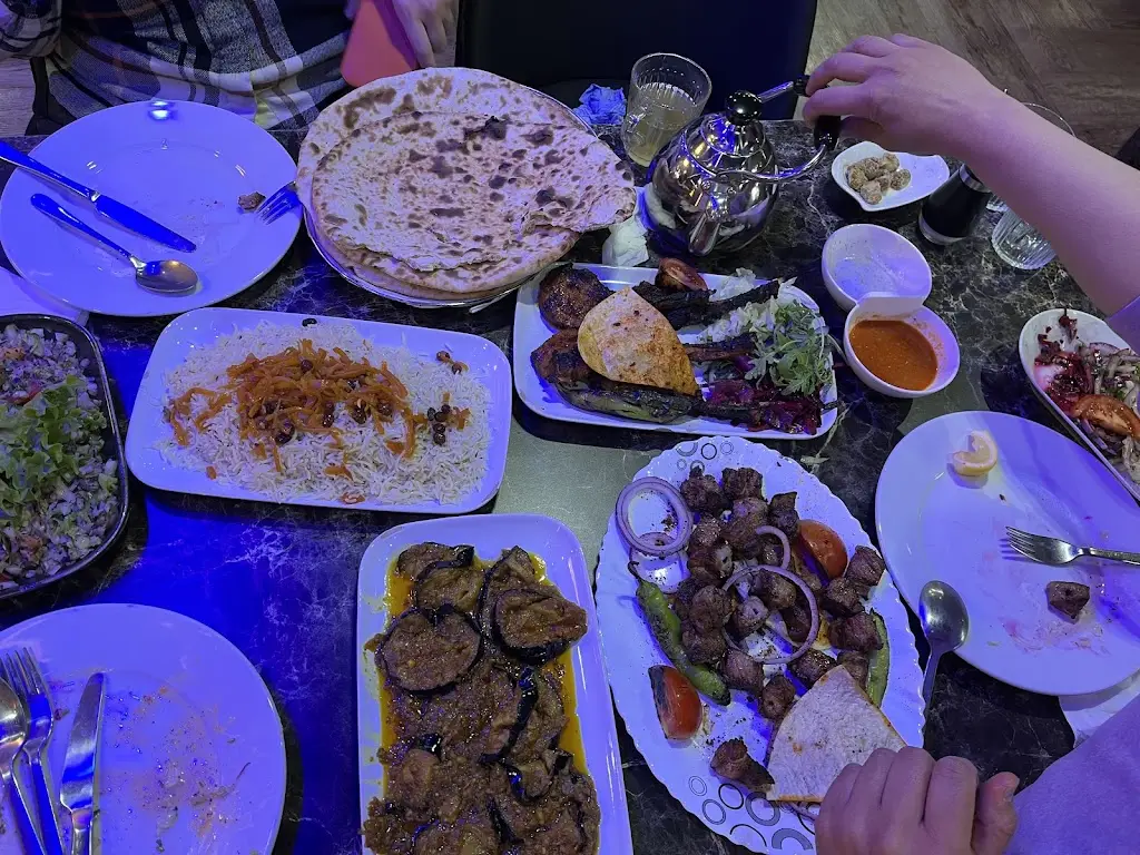 Raya Ahmed_Karwan Restaurant Luton_Luton_recensione