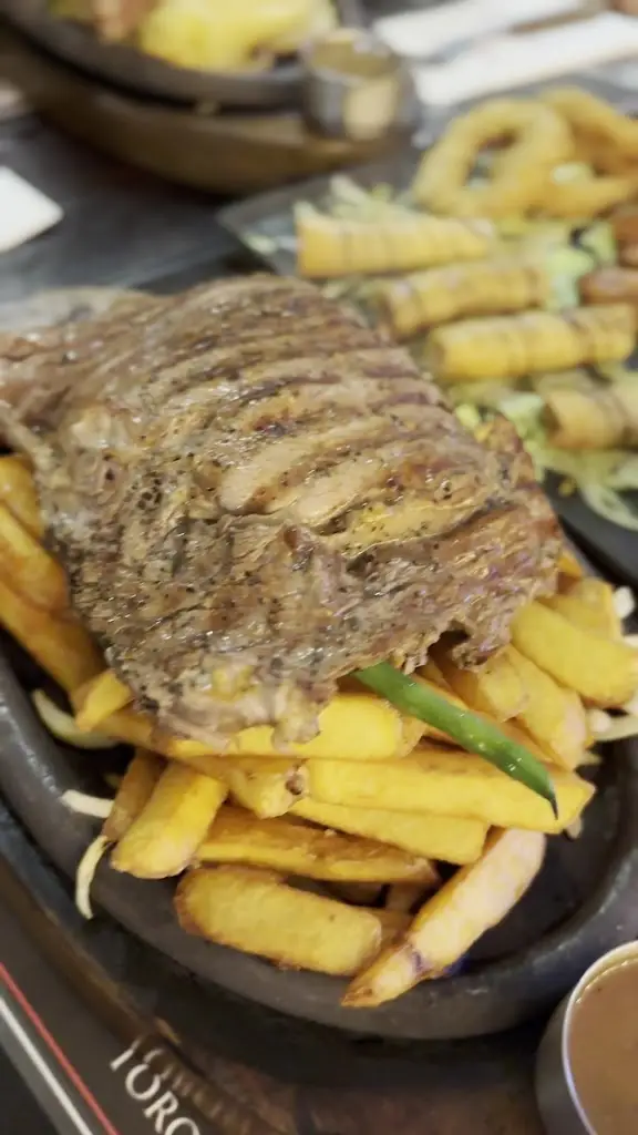 Toro’s Steakhouse_Luton_slider_image_2