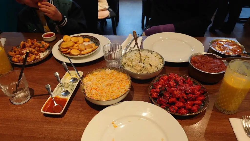Jakub W_Papa J's Indian Tapas Restaurant_Luton_review
