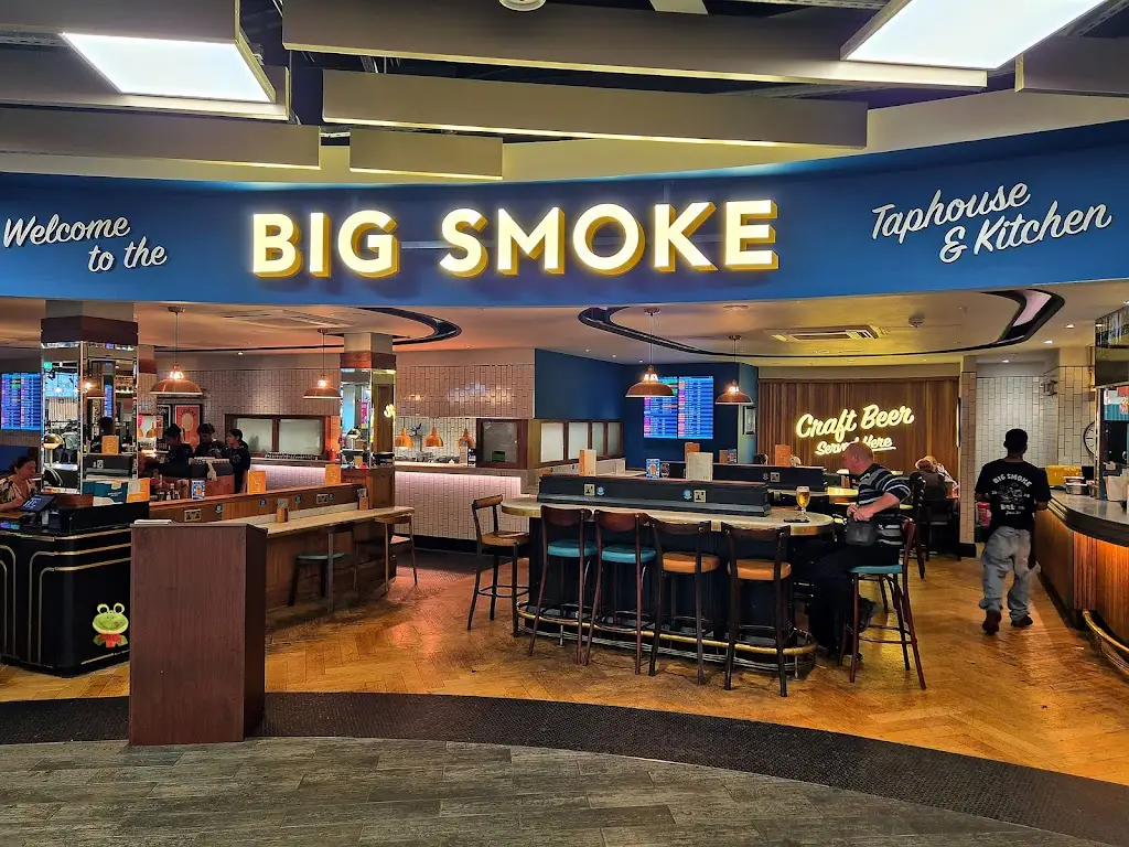 Big Smoke Taphouse & Kitchen_Luton_slider_image_3