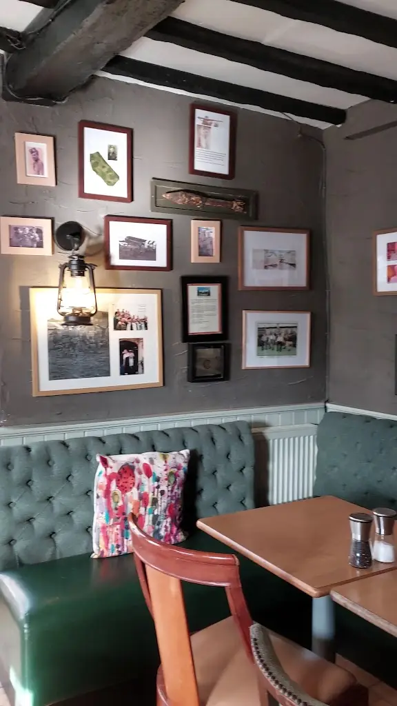 Karen Shortland_The Crown Aldbourne_Aldbourne_review