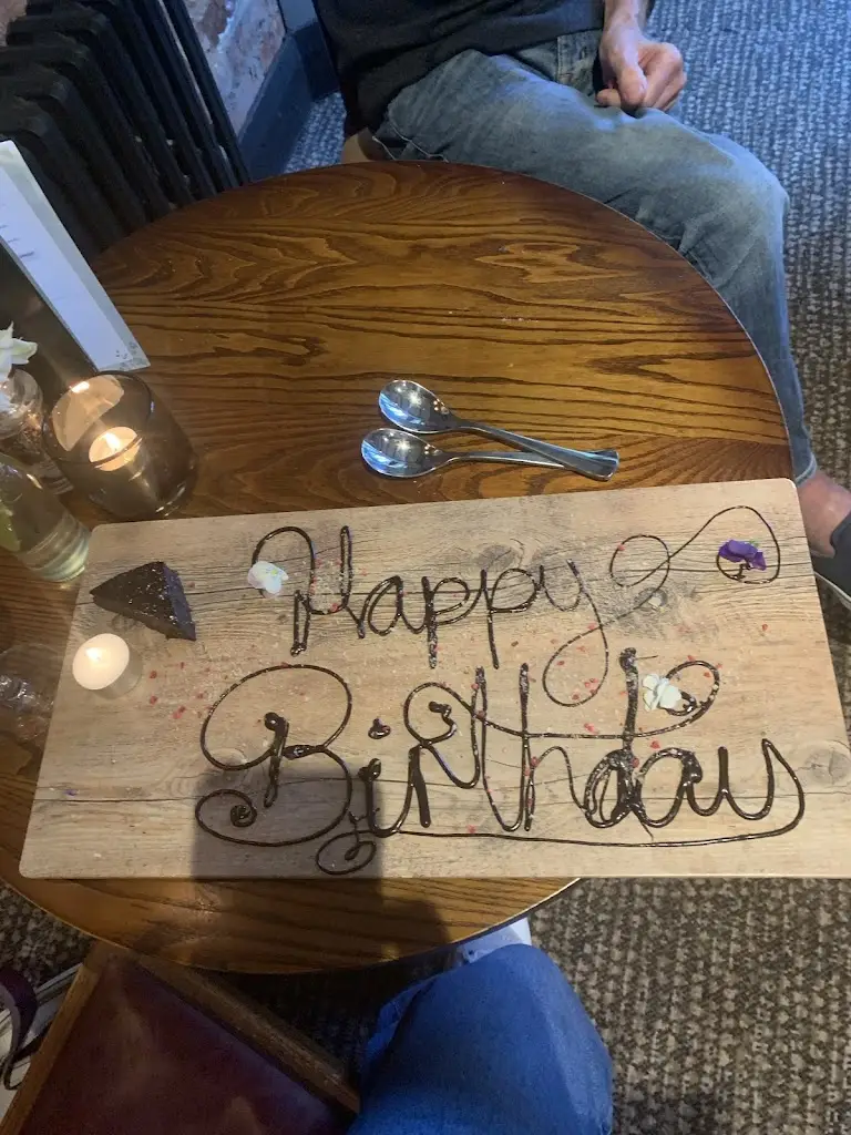 Joan Shelton_The Inn At Scarcroft_Bardsey_review