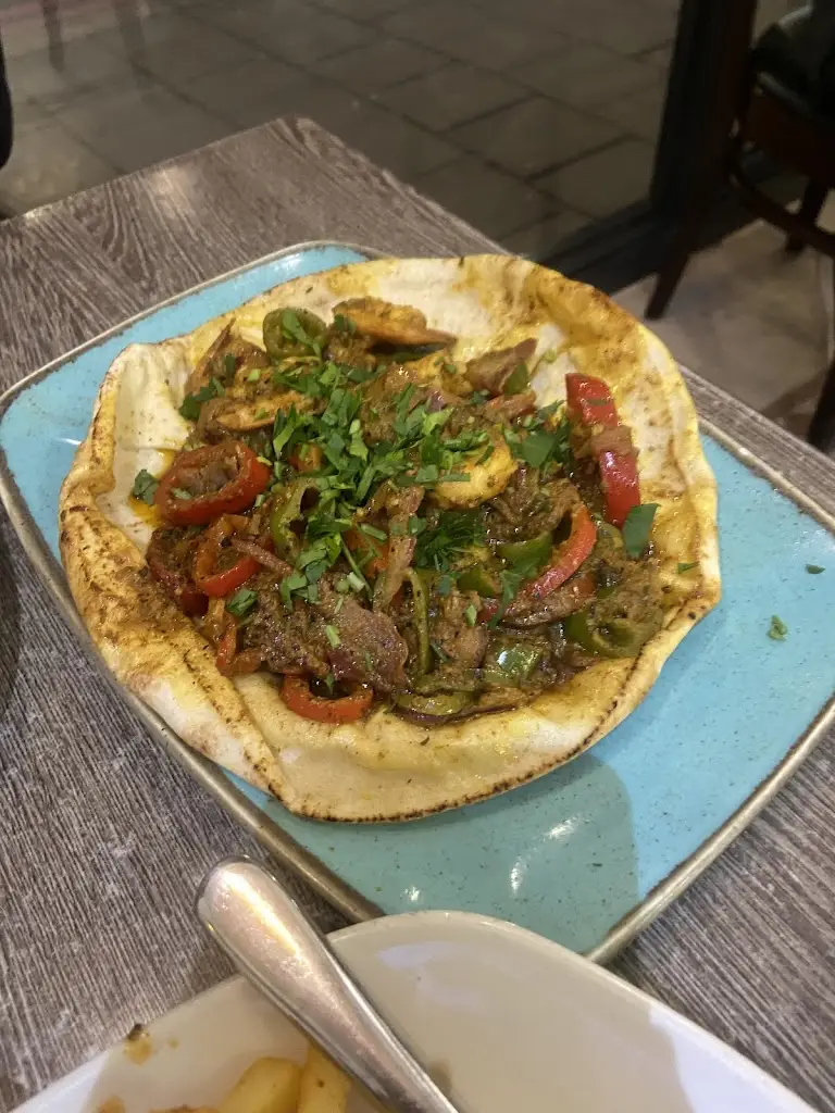 ROHIT PILLAI_Al Quds_Luton_review