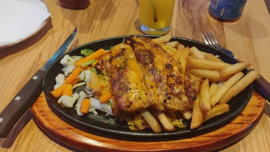 Syed Hassan Ali_Steakout_Luton_review