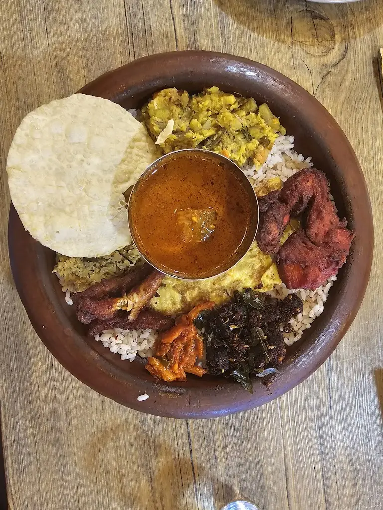 Farsana Salim_Theenmesha_Luton_review