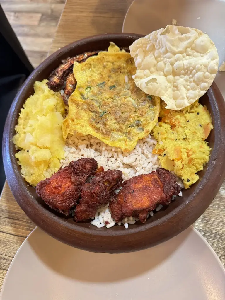 Theenmesha_Luton_slider_image_3