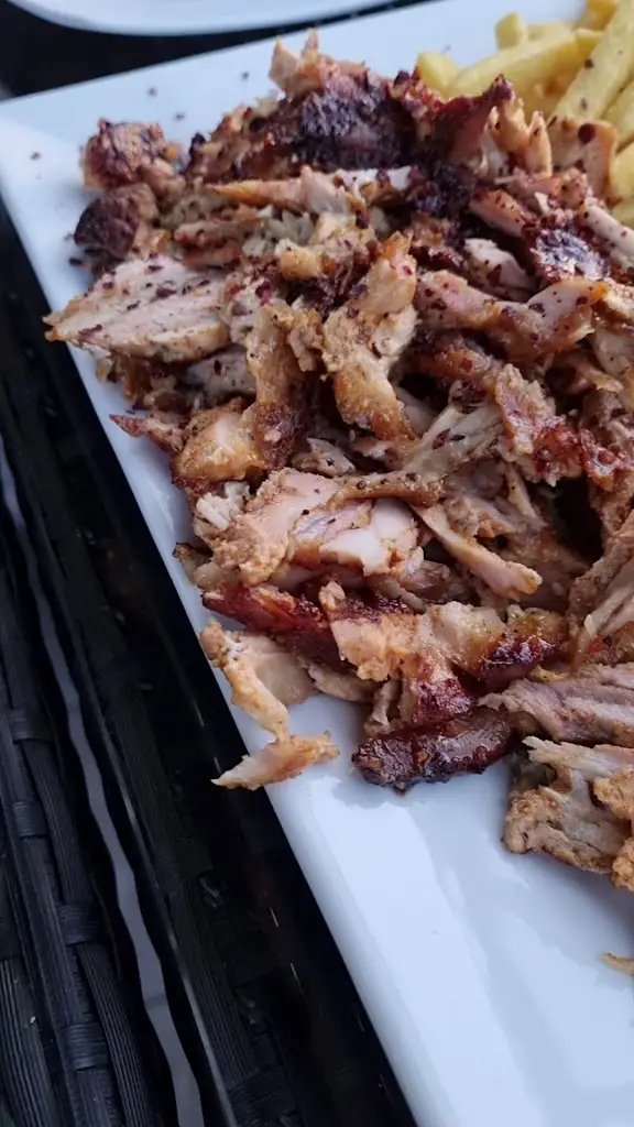 Arabella Lounge_Luton_slider_image_2