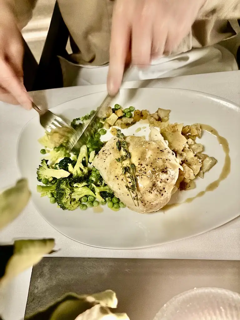 Maybe Later Restaurant_Bardsey_slider_image_3