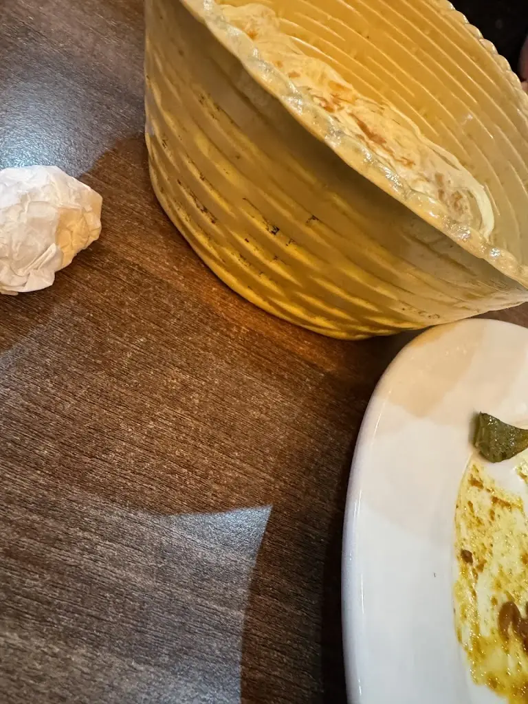 Fathima Kallangodan_Kerala Hut_Luton_review